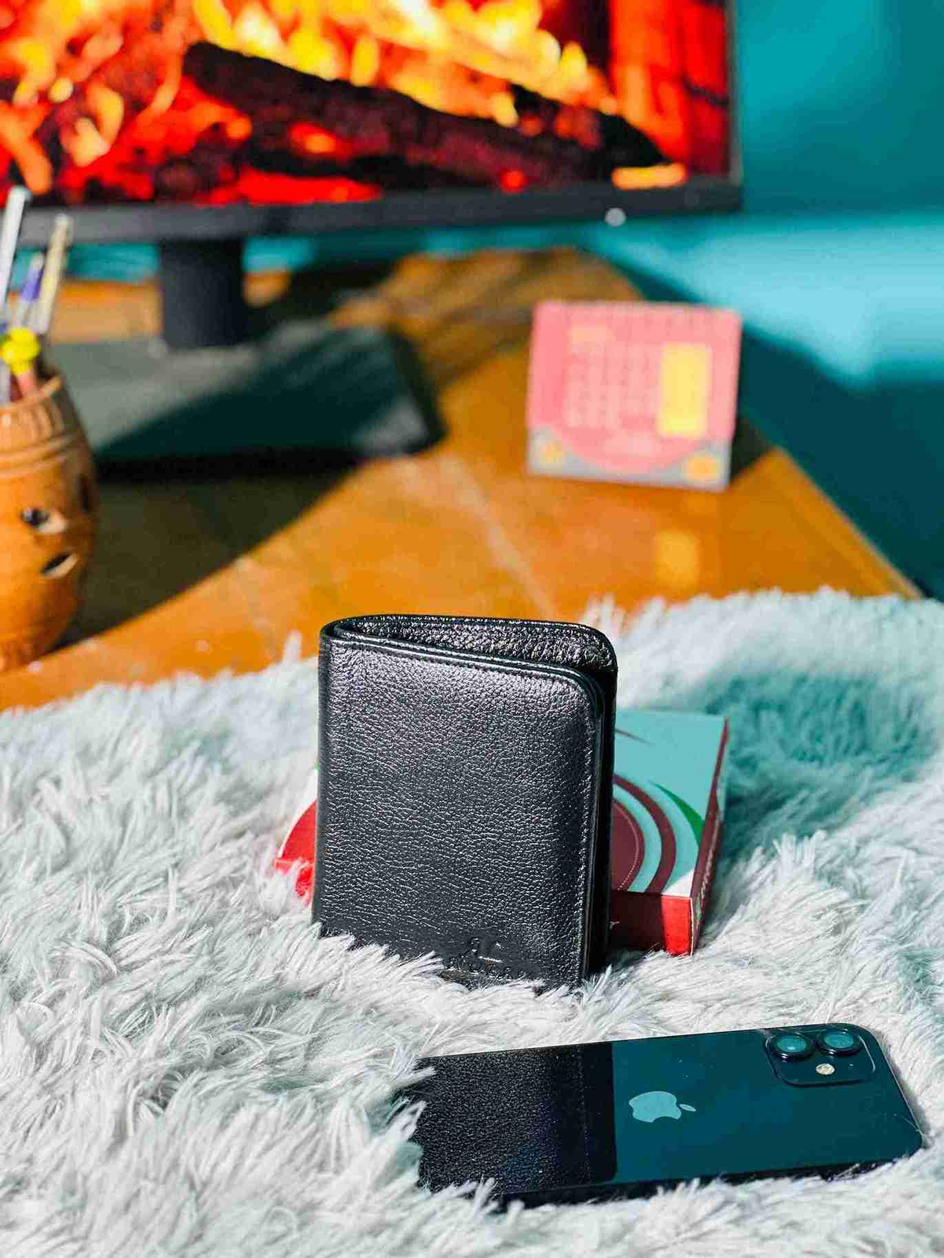 Premium leather mini wallet
