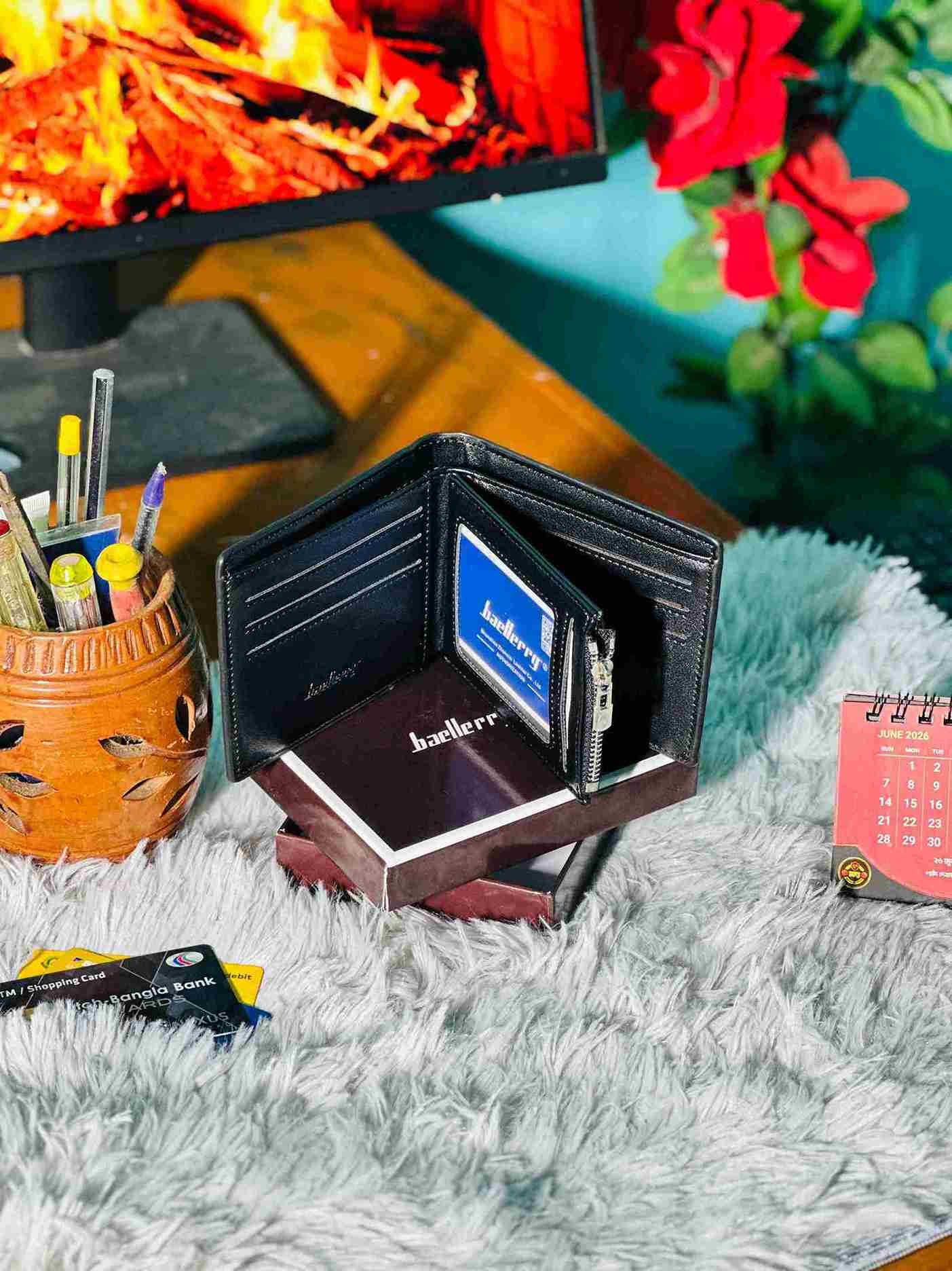 Chinese design, high-quality leather, ideal for daily use